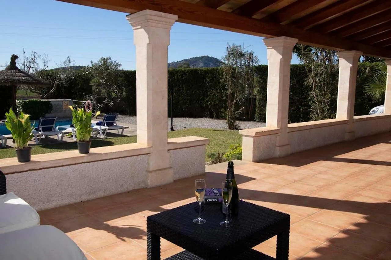 Charming 3 Bedroomn Villa With Pool In Pollensa By Renthousing Pollença